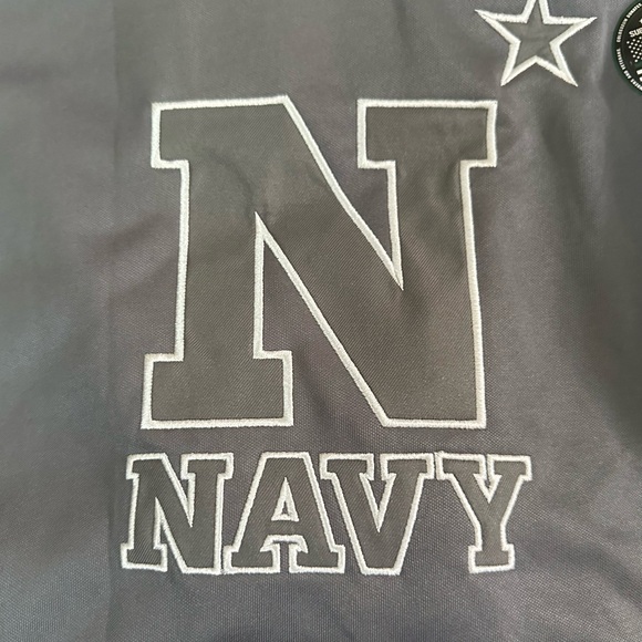 Men’s Colosseum Camo Navy Midshipmen OHT Military Hoodie - Picture 2 of 7